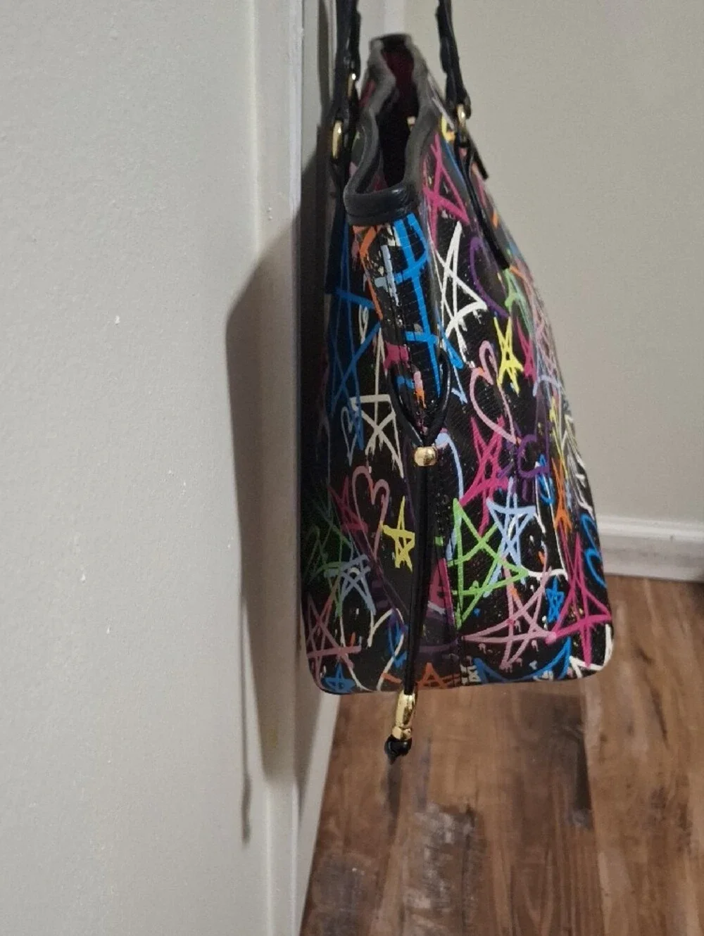 Betsey Johnson Black Multicolor Graffiti Heart Tote - Picture 5 of 15